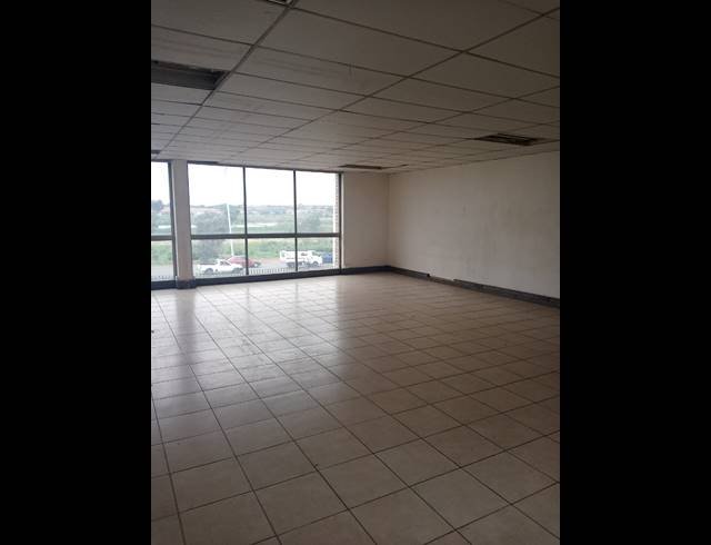 Office property to rent in ANDERBOLT